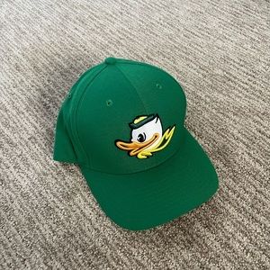University of Oregon (UO) Ducks Mens Hat